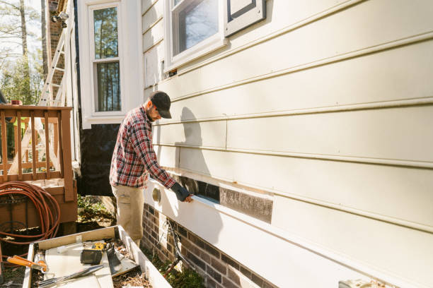 Top rated local Storm Damage Siding Repair specialists in Sayville, NY